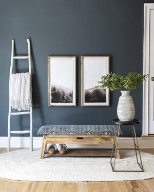 Minimalist White Oval Jute Rug Handmade Braided Natural Fiber Carpet for Scandinavian and Modern Home Decor