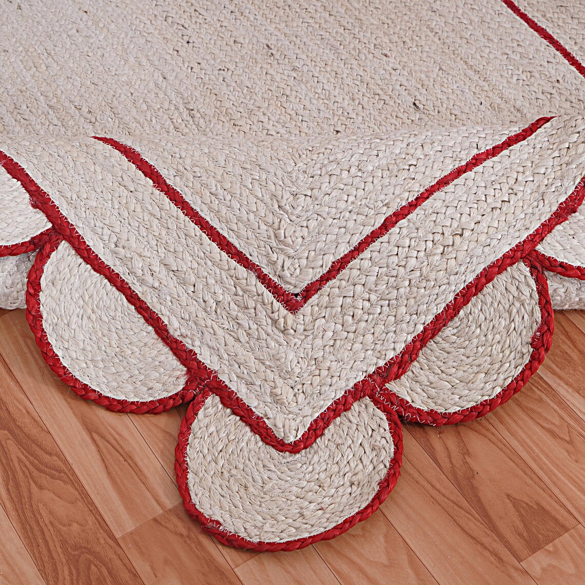 Floor carpet Scalloped
