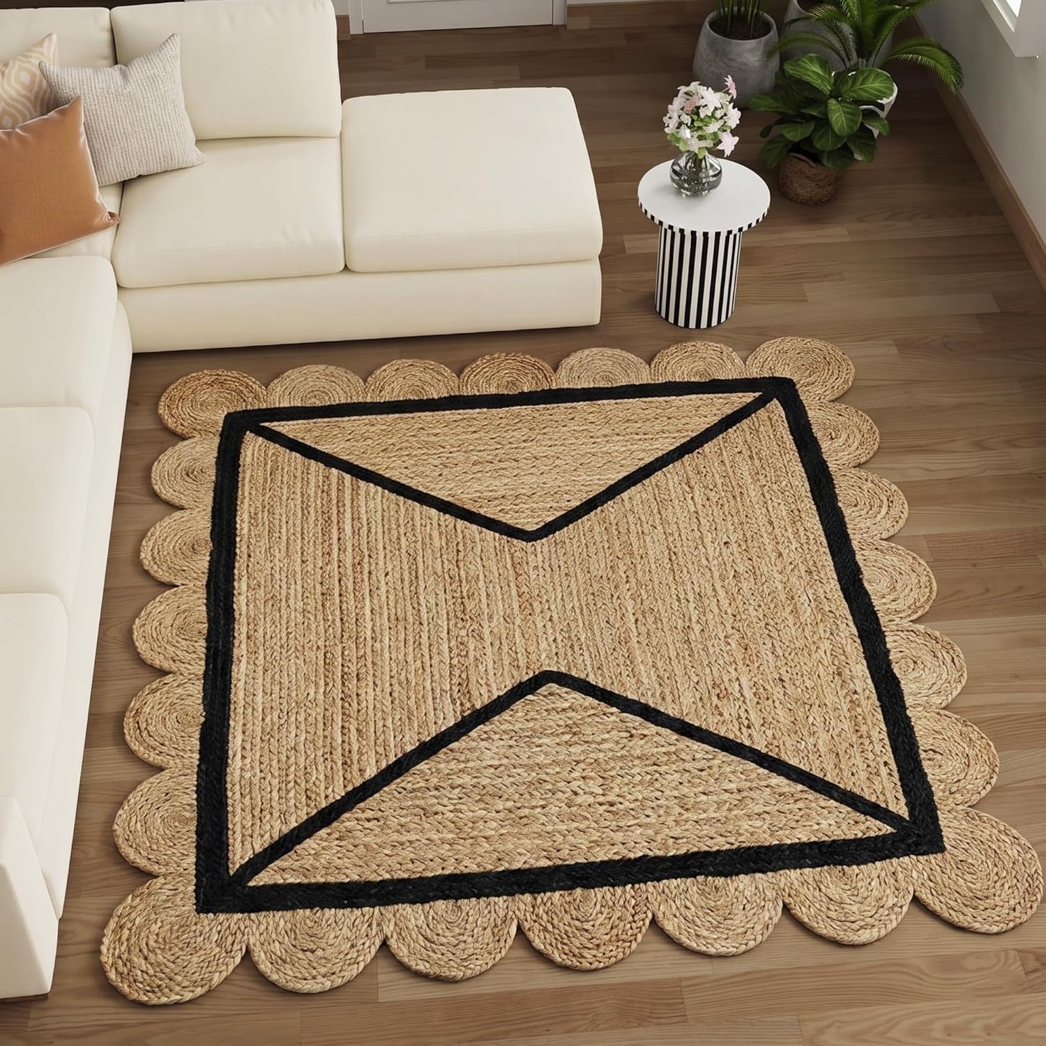 Scalloped Black Border Jute Area Rug