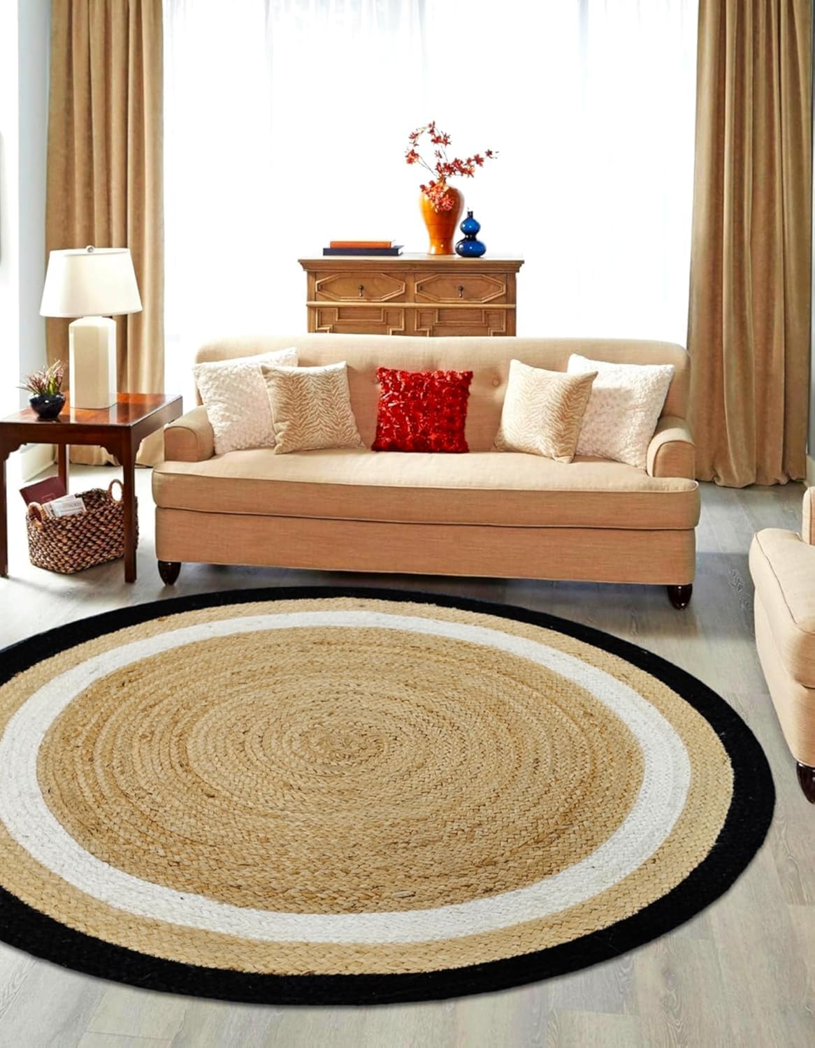 BLACK ROUNF RUG BLACK ROUNF RUG