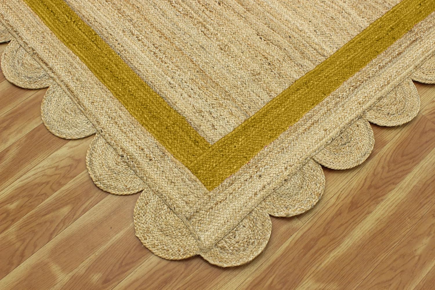 yellow border scaloped area rug04