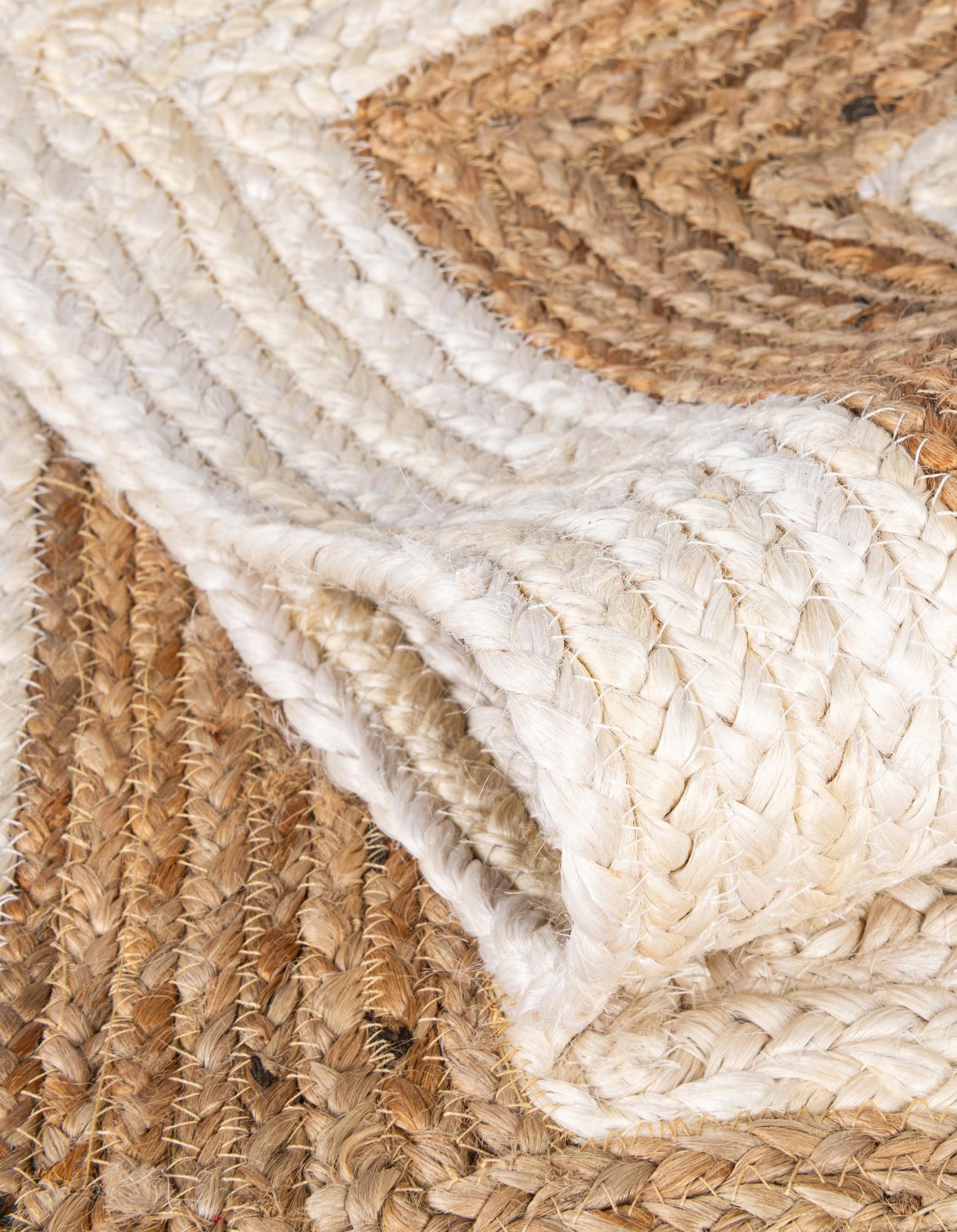 Premium Oval Natural Jute Braided Rug Premium Oval Handmade Jute and Cotton Braided Rug Natural White Floor Mat