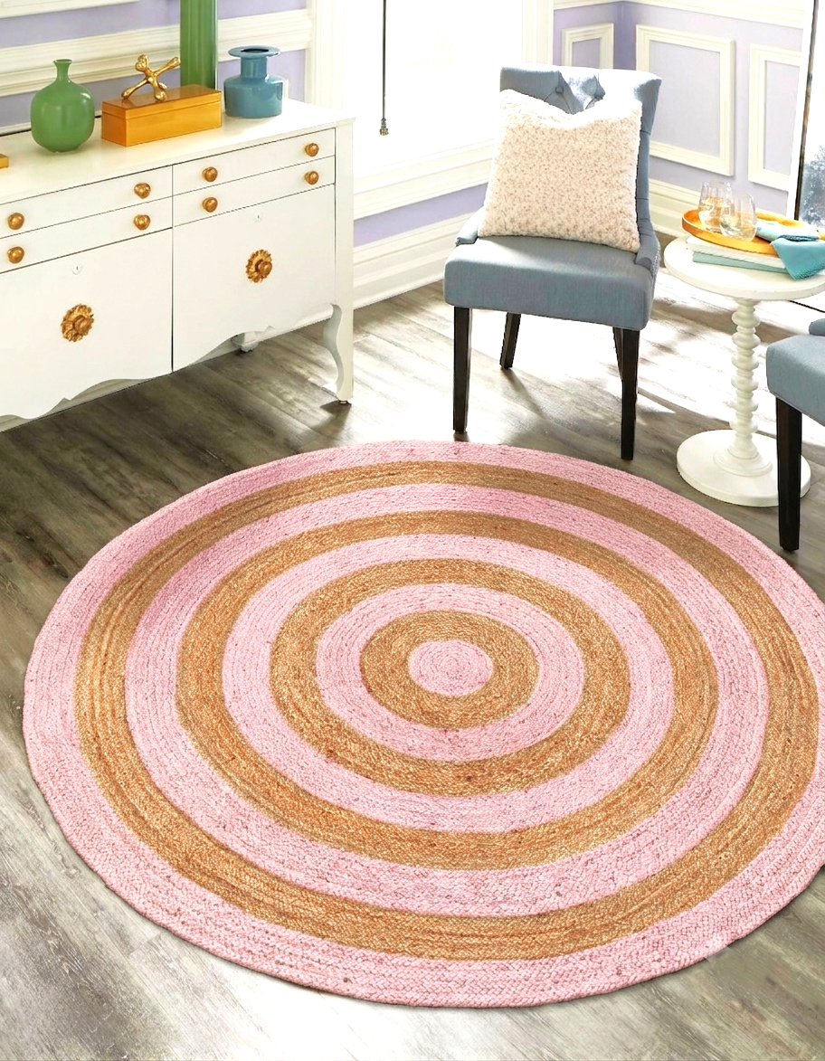 Round Pink and Natural Jute Area Rug in Modern Living Room Decor